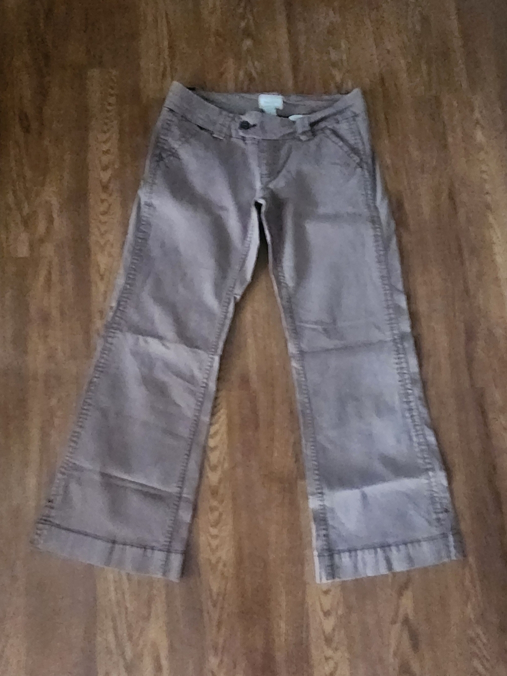 Maurices Wide-Leg Jeans in Taupe Brown